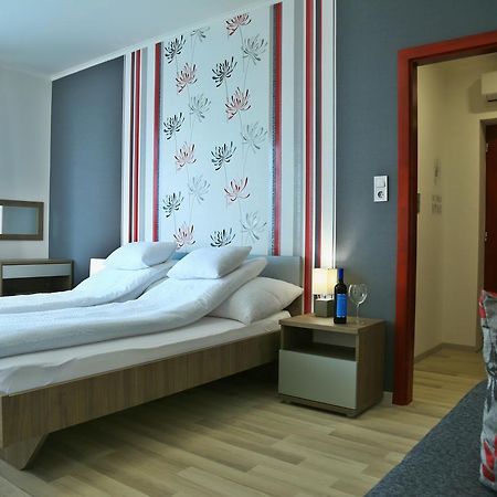 Bed and Breakfast Sugo Panzio Baja Exterior foto