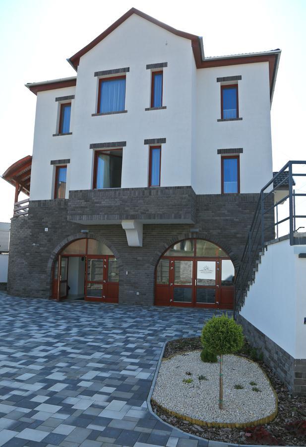 Bed and Breakfast Sugo Panzio Baja Exterior foto